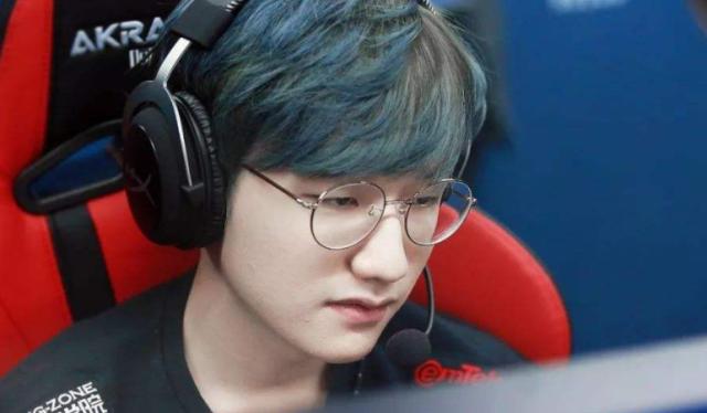 德天空：如果于帕不续约，拜仁将施洛特贝克视为主要替代者